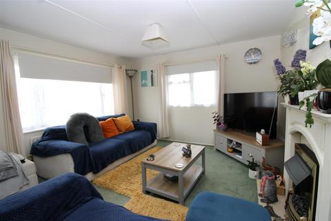 2 bedroom park home for sale, Harbour View Park, Rope Walk, Littlehampton