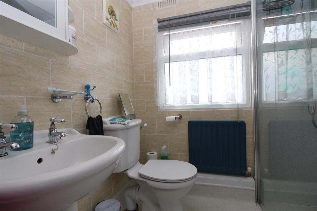 Shower room.JPG