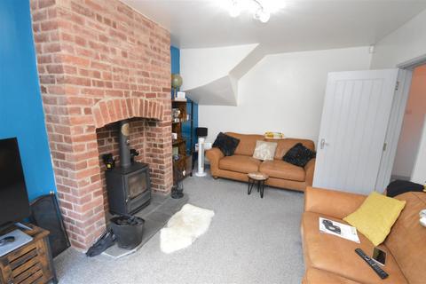 3 bedroom semi-detached bungalow for sale, Featherstone Lane, Featherstone, Pontefract