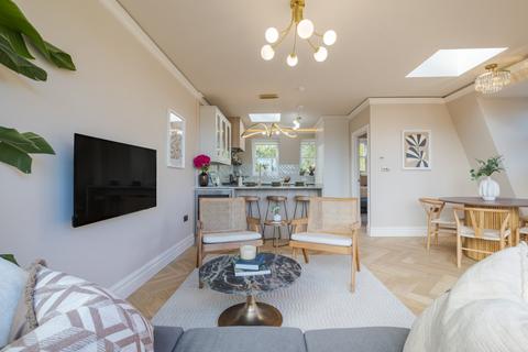 undefined, Aldridge Road Villas, London, W11