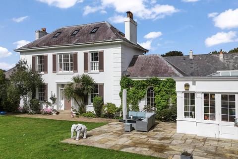 5 bedroom house for sale, La Rue De La Maitrerie, St. Saviour, Jersey