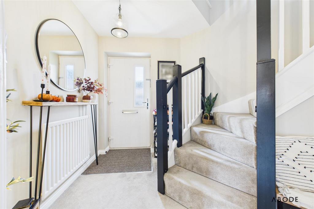 CAM03473 G0-PR0460-STILL030.jpg