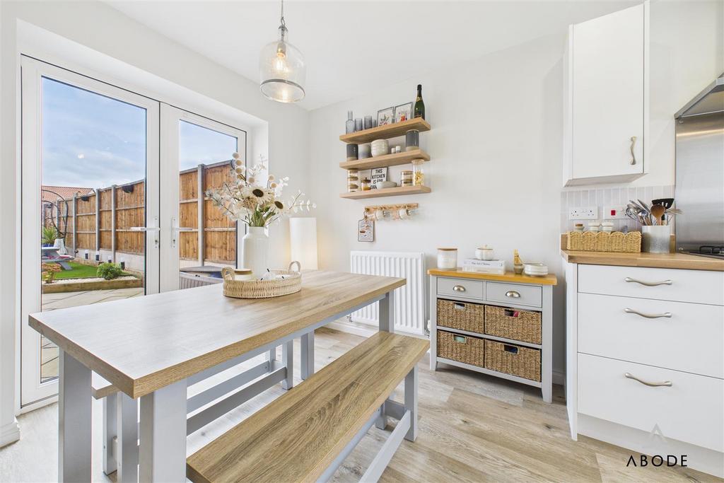 CAM03473 G0-PR0460-STILL023.jpg