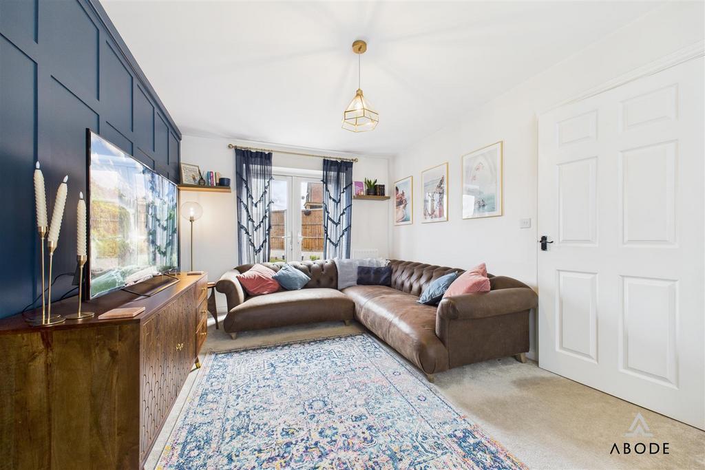 CAM03473 G0-PR0460-STILL015.jpg