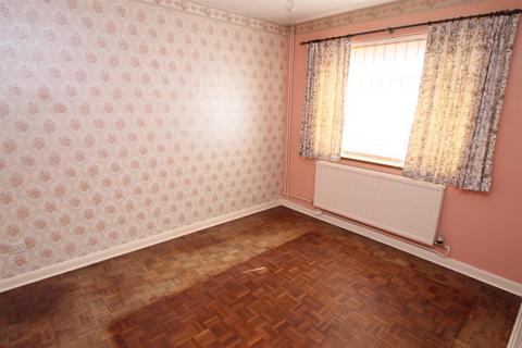 3 bedroom semi-detached house for sale, Poplar Grove, Allington, Maidstone
