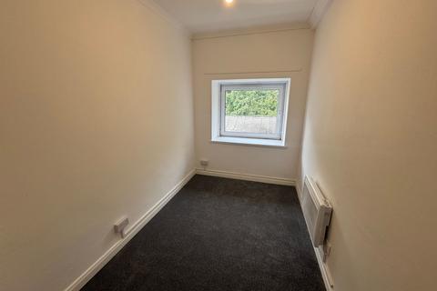 2 bedroom apartment to rent, Office Street, Tai Cwm Office Street, CF39
