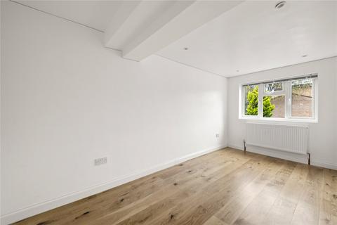 undefined, Fairway Avenue, West Drayton, UB7