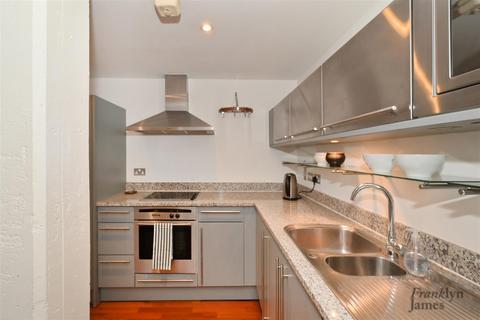 1 bedroom apartment for sale, The Listed Building, Wapping, London E1W