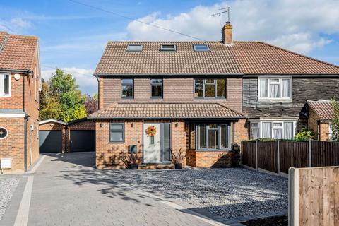 Weald Way, Reigate RH2