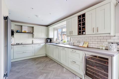 undefined, Weald Way, Reigate RH2