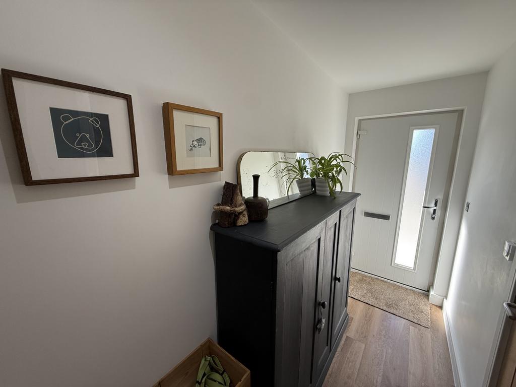Entrance Hall/Passageway