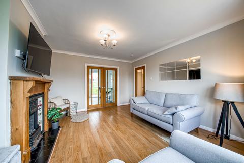 23 Kippen Drive, Clarkston, Glasgow, G76 8JG