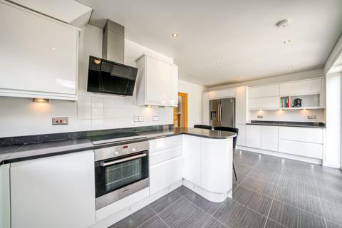 23 Kippen Drive, Clarkston, Glasgow, G76 8JG