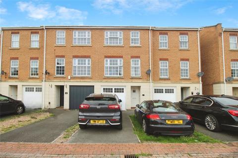 58 Harris Road, Armthorpe, Doncaster, DN3 2FE