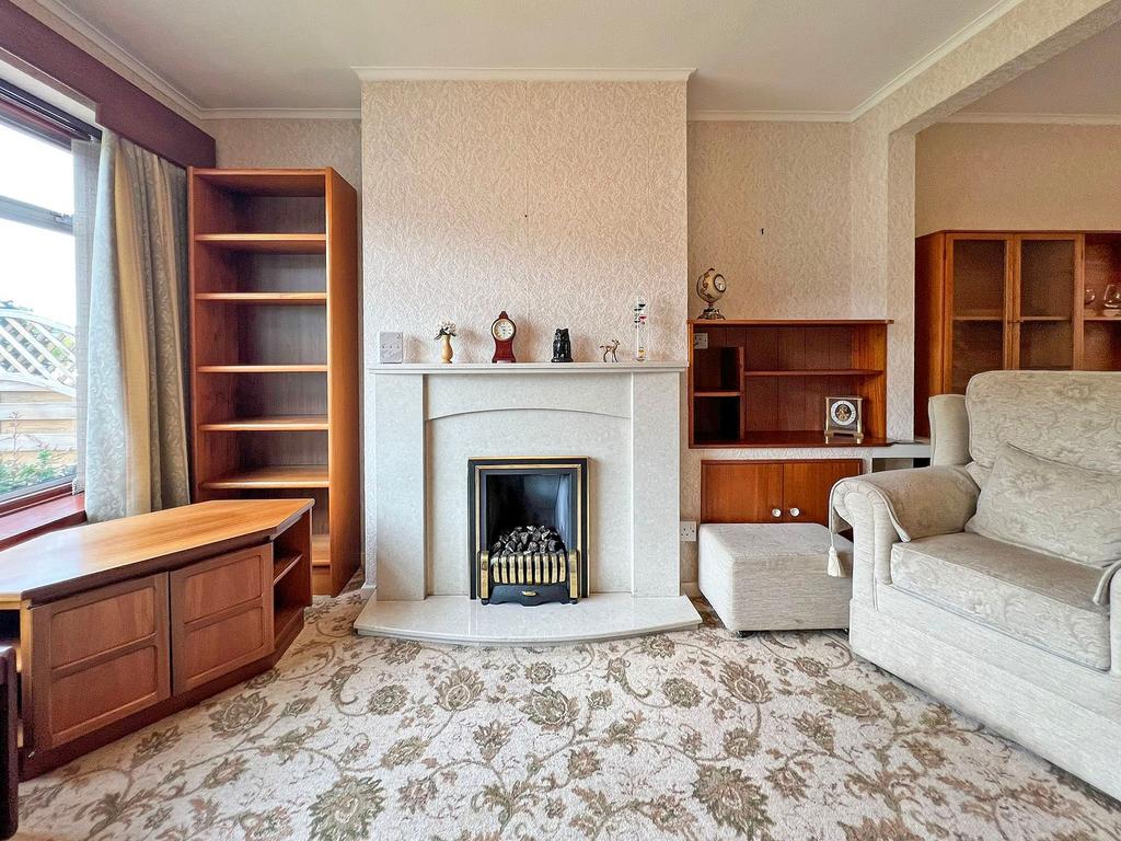 Living/Dining Room