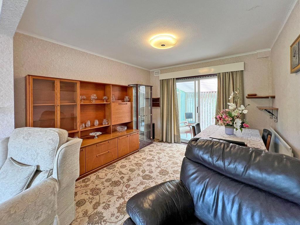 Living/Dining Room