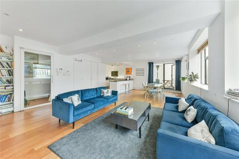 3 bedroom flat for sale, Dean Street, Soho, London
