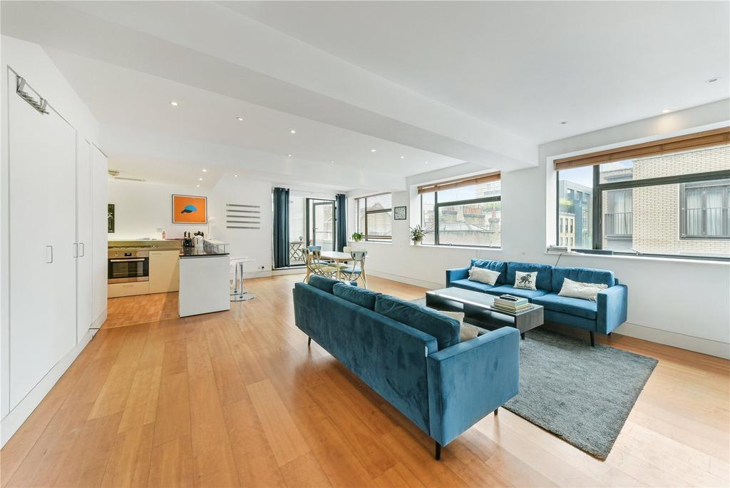 Living Room/Dining