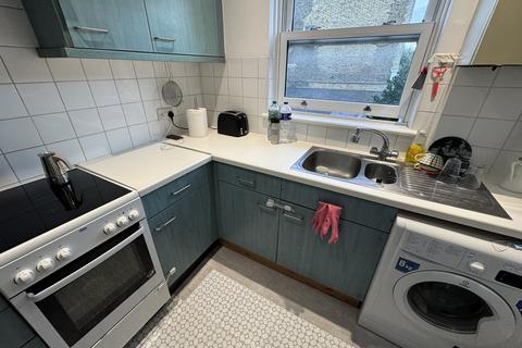 1 bedroom flat for sale, Shepherds Bush W12