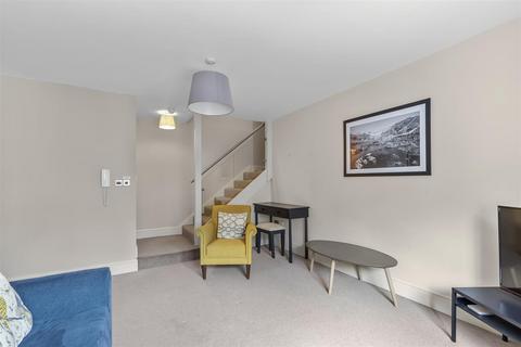 undefined, Crescent Court, Ilkley LS29