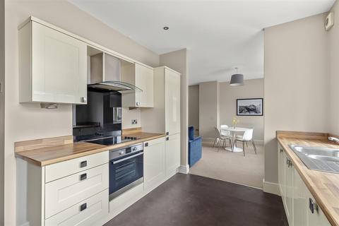 undefined, Crescent Court, Ilkley LS29