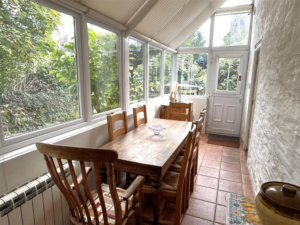 Garden room.JPG