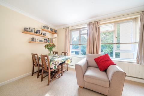 2 bedroom flat for sale, Kemnal Road, Chislehurst, BR7