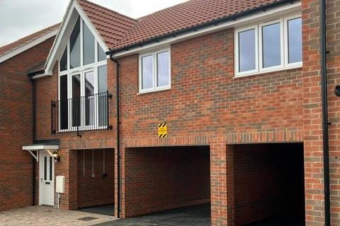 2 bedroom flat for sale, Blackthorn Row, Bishops Stortford