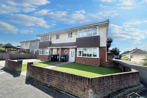 Markham Avenue, Bournemouth, BH10 7