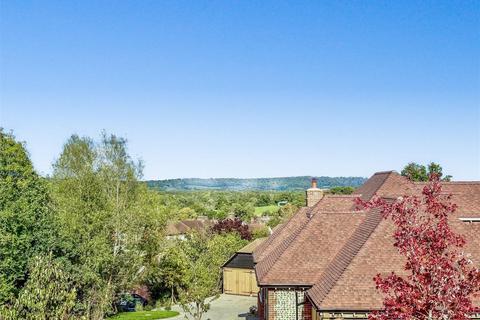 undefined, Farndon Close, Chiddingfold