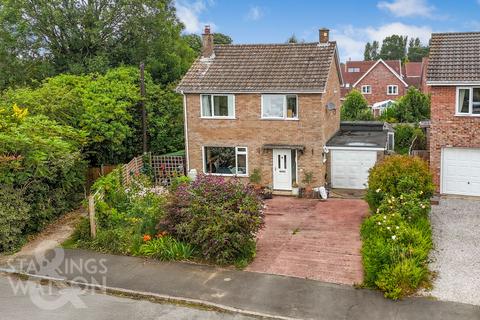 4 bedroom detached house for sale, Cavell Close, Swardeston, Norwich