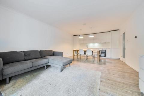 3 bedroom flat for sale, Holders Hill Road, Hendon