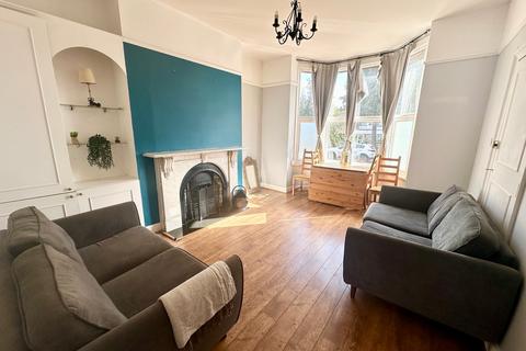 undefined, Leacroft, Staines-upon-Thames, TW18