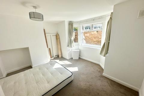 undefined, Leacroft, Staines-upon-Thames, TW18