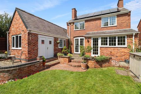 Tapton View Road, Chesterfield S41