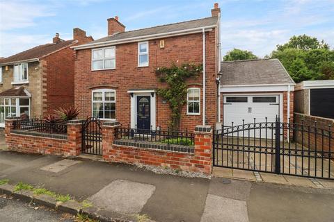 3 bedroom detached house for sale, Tapton View Road, Chesterfield S41
