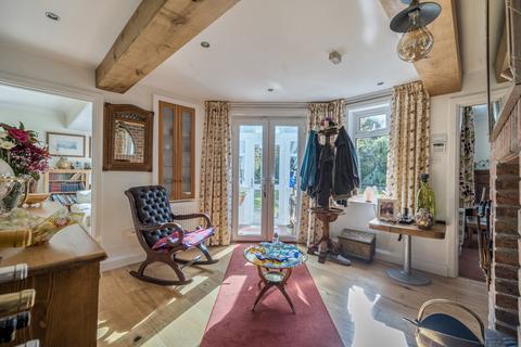 24 Lyme Road, Crewkerne, TA18 8HF