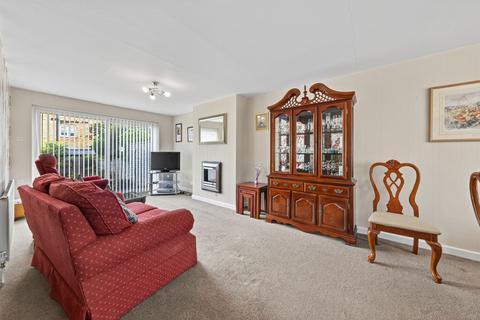 2 bedroom semi-detached bungalow for sale, Northleigh Grove, Market Harborough LE16