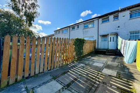 2 bedroom terraced house for sale, Harehills Lane, Leeds, West Yorkshire, LS9