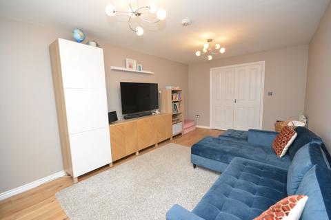 undefined, Mcgarvie Drive, Redding, FK2