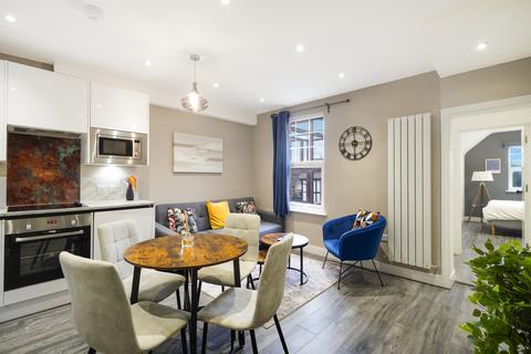 2 bedroom flat for sale, 422 Upper Richmond Road West, London SW14