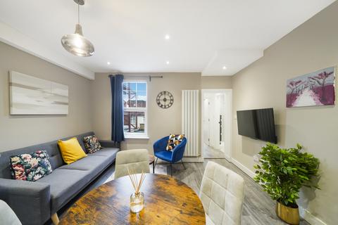 2 bedroom flat for sale, 422 Upper Richmond Road West, London SW14