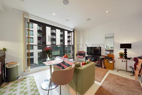 Studio for sale, Baltimore Wharf, London, E14