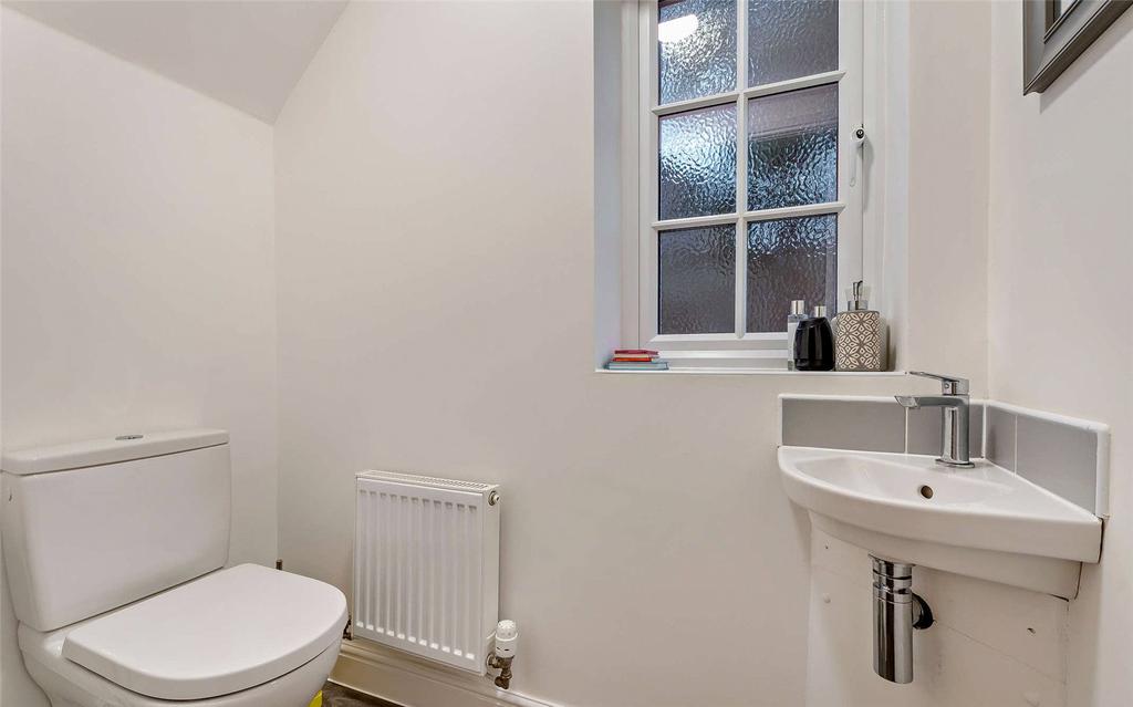 Ground Floor Wc