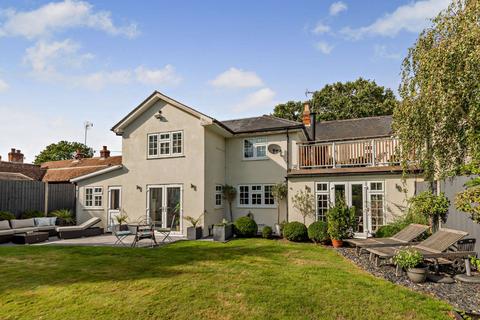 4 bedroom semi-detached house for sale, Warfield Street, Warfield, Bracknell, Berkshire