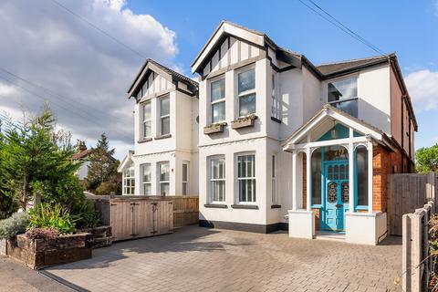 4 bedroom semi-detached house for sale, Woodthorpe Road, Ashford, TW15