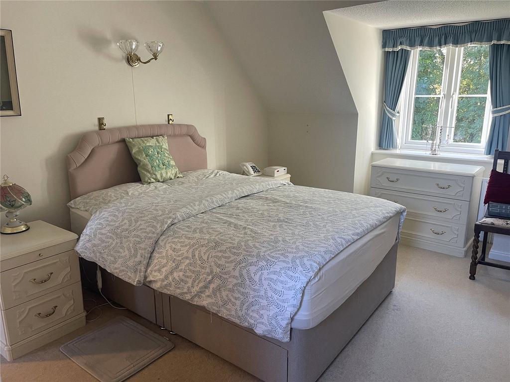 Bedroom No 1