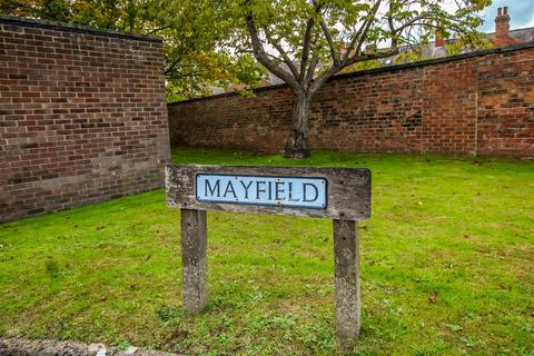 7 Mayfield, Darlington, DL3 7TU