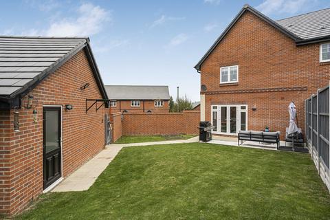 undefined, Hazel Close, Wantage, OX12