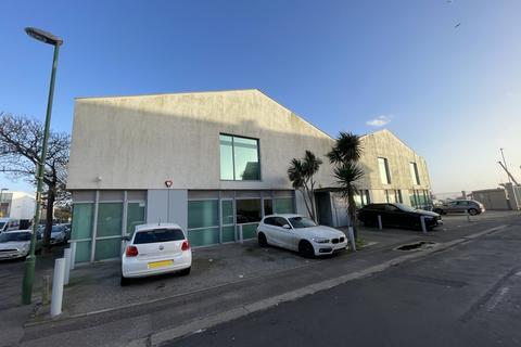 Industrial park to rent - Southwick BN41